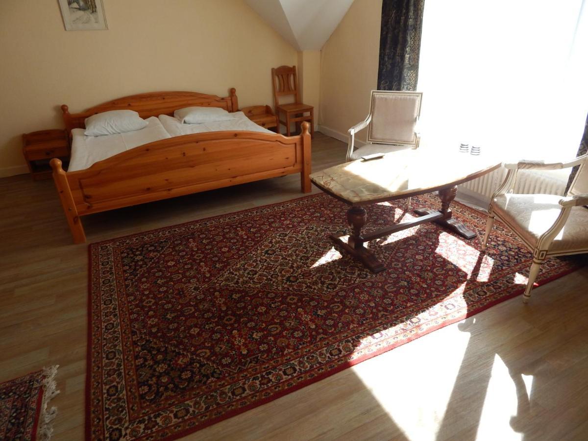 Motel Brencis Iecava Eksteriør billede