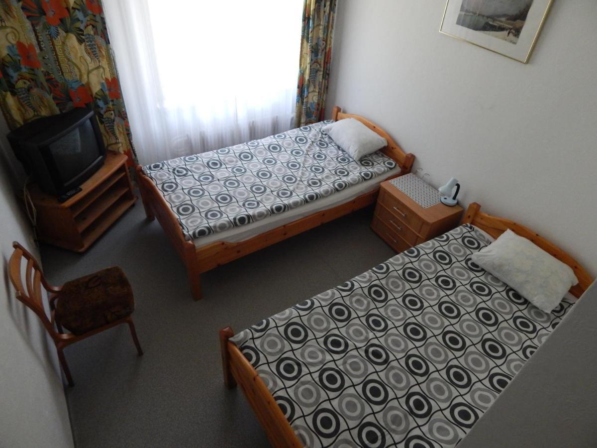 Motel Brencis Iecava Eksteriør billede