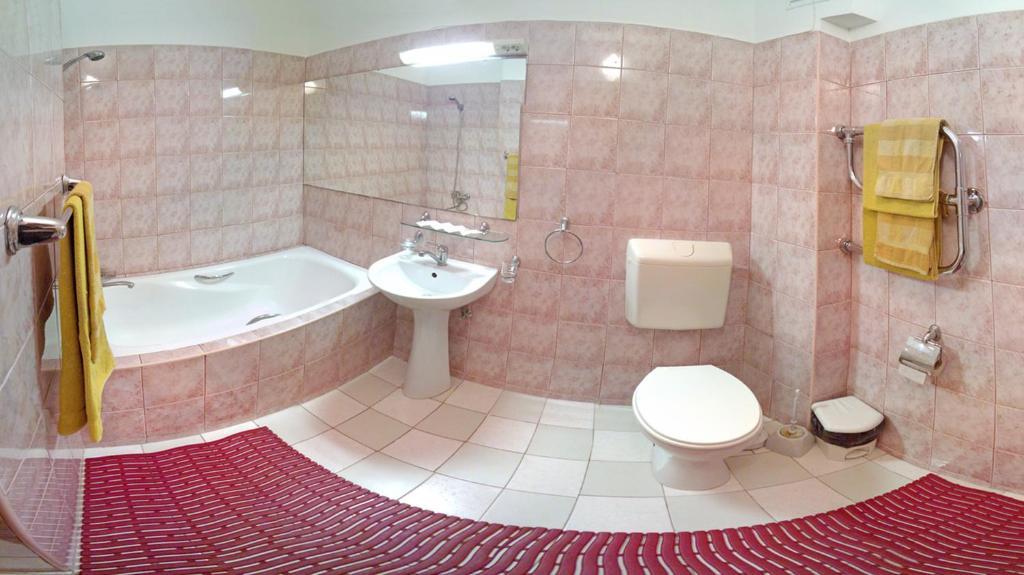 Motel Brencis Iecava Værelse billede