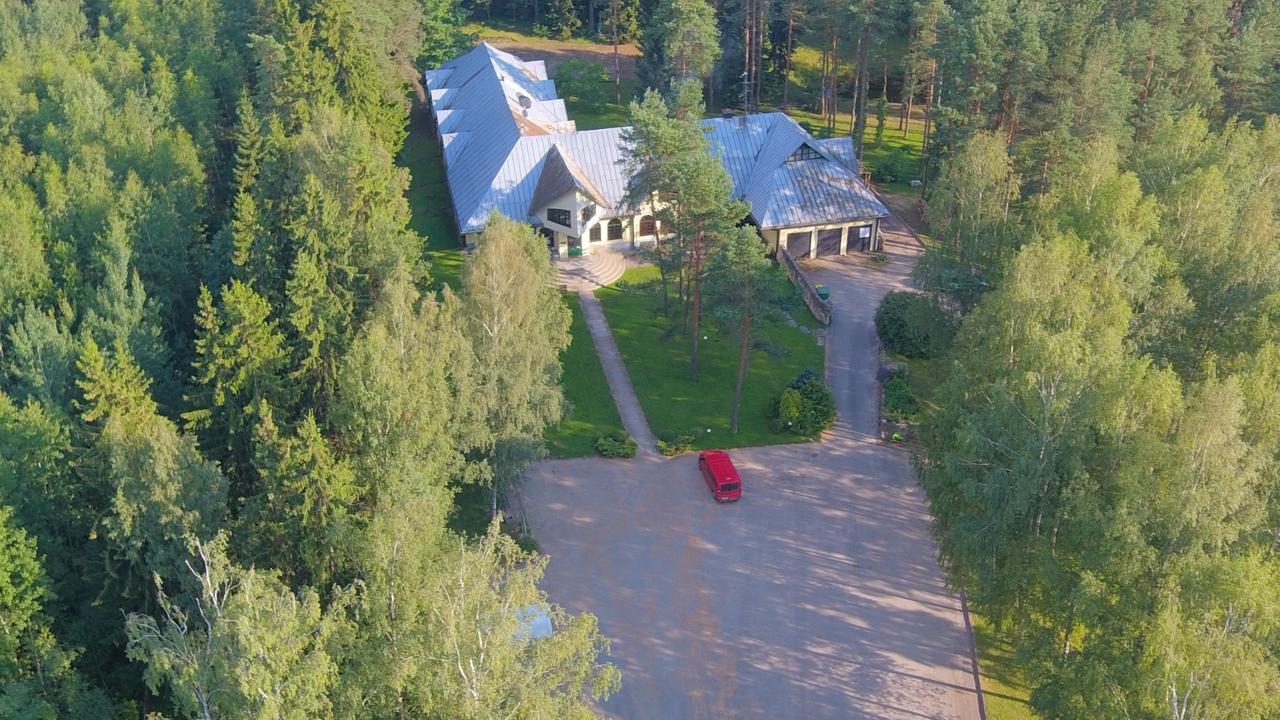 Motel Brencis Iecava Eksteriør billede